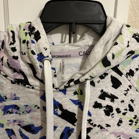 NWOT Calvin Klein Performance Sweatshirt - Picture 3 of 10